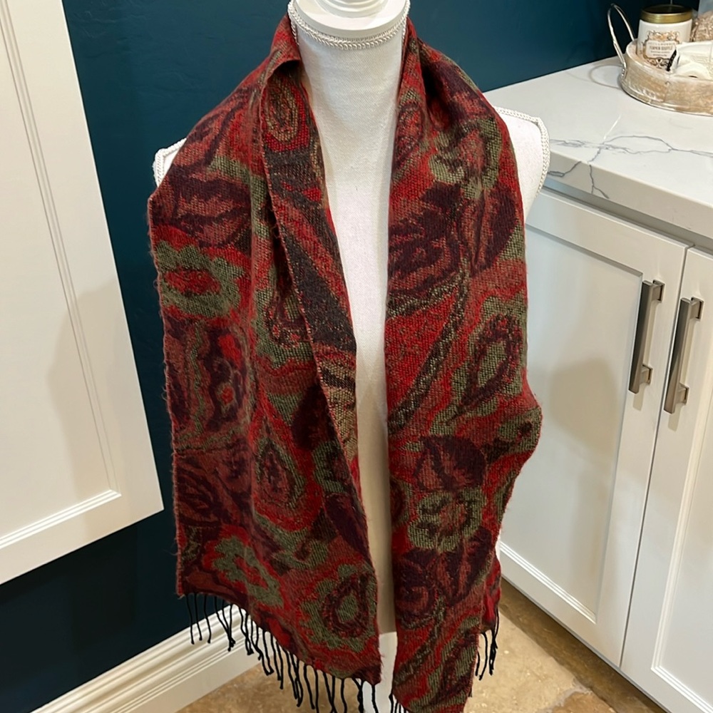 Italian red paisley scarf 🧣